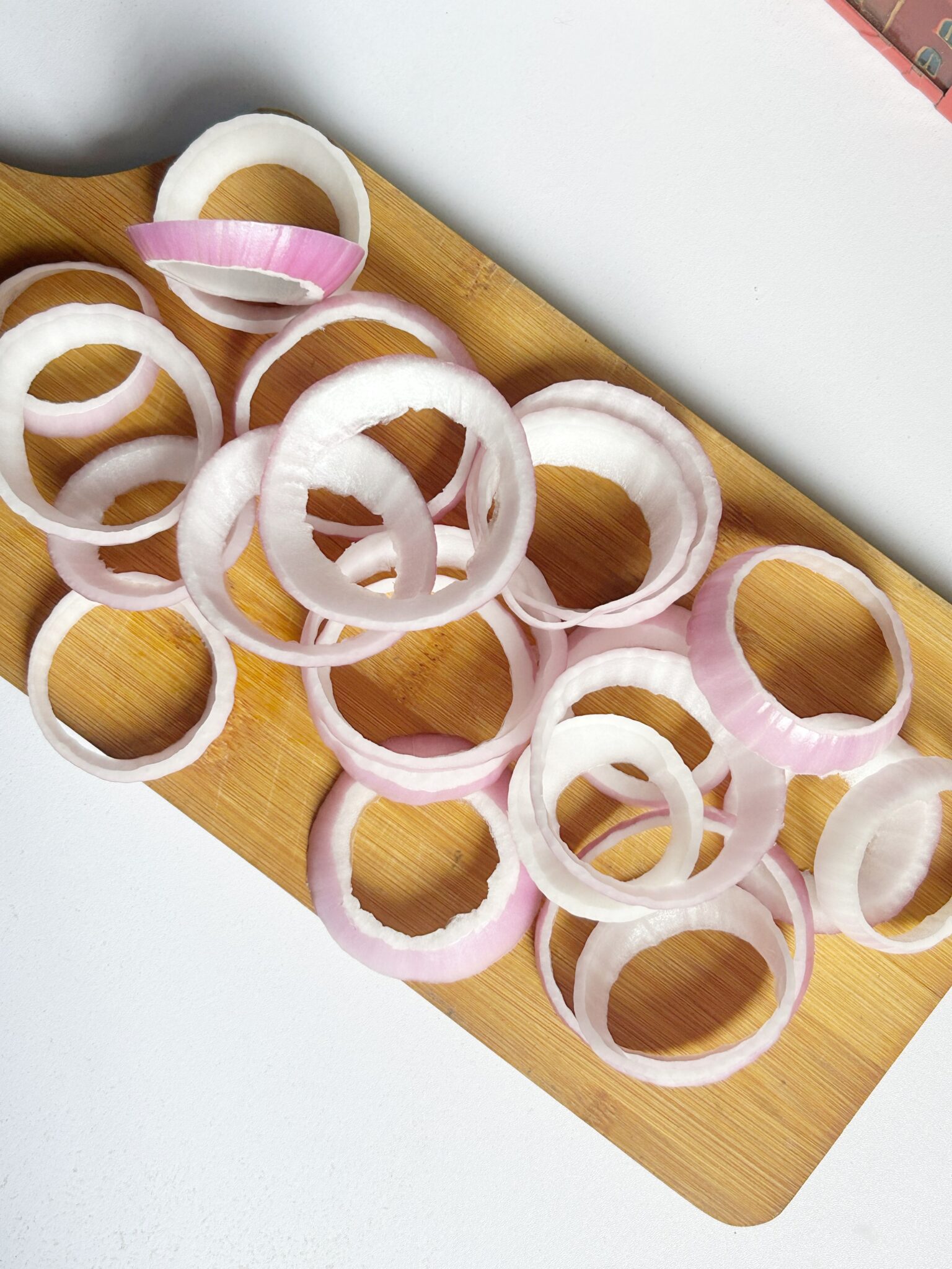 Onion cut into ½ inch rings Onion cut into ½ inch rings