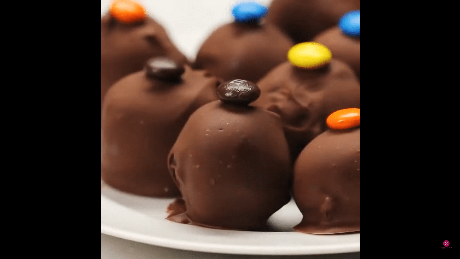 ready to serve peanut butter and chocolate ball recipe