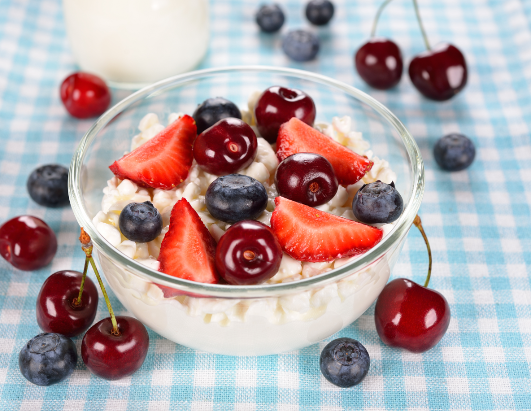 Cottage Cheese with Fruits and Berries