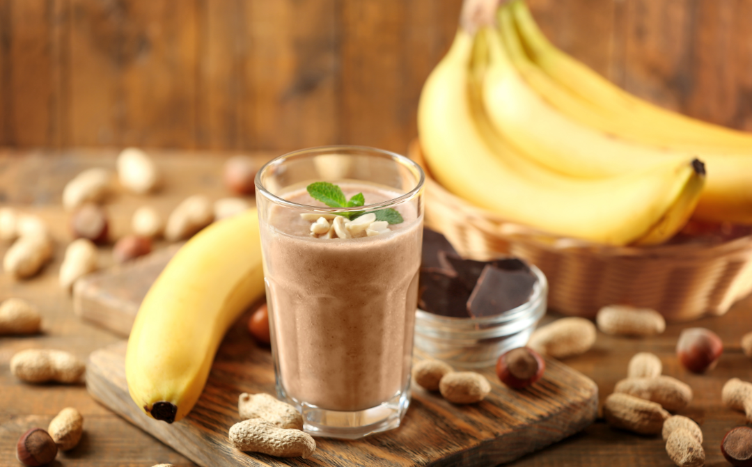 Healthy meals and snacks ideas for teens: Peanut butter and banana smoothie