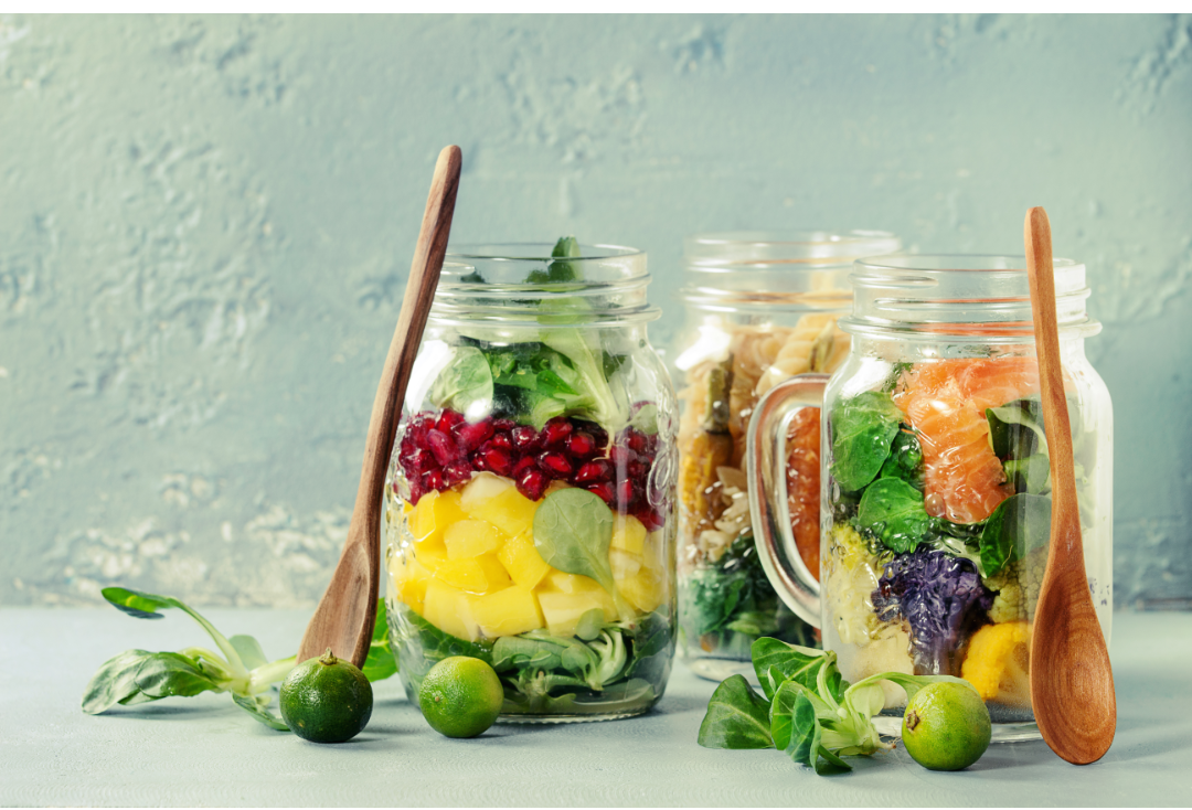 Healthy snack ideas for a teen bonfire: Hydration jars