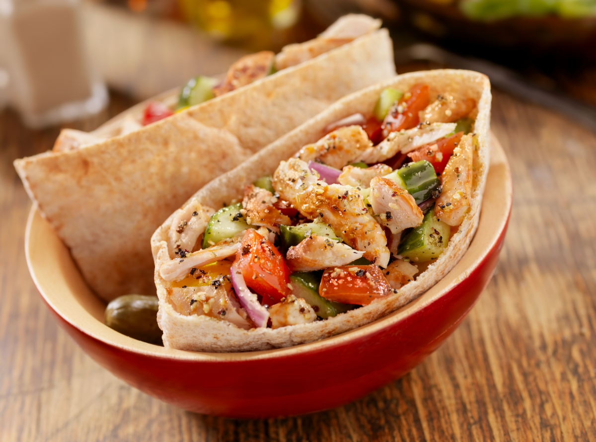 Easy fun lunch ideas: Filled pita pockets