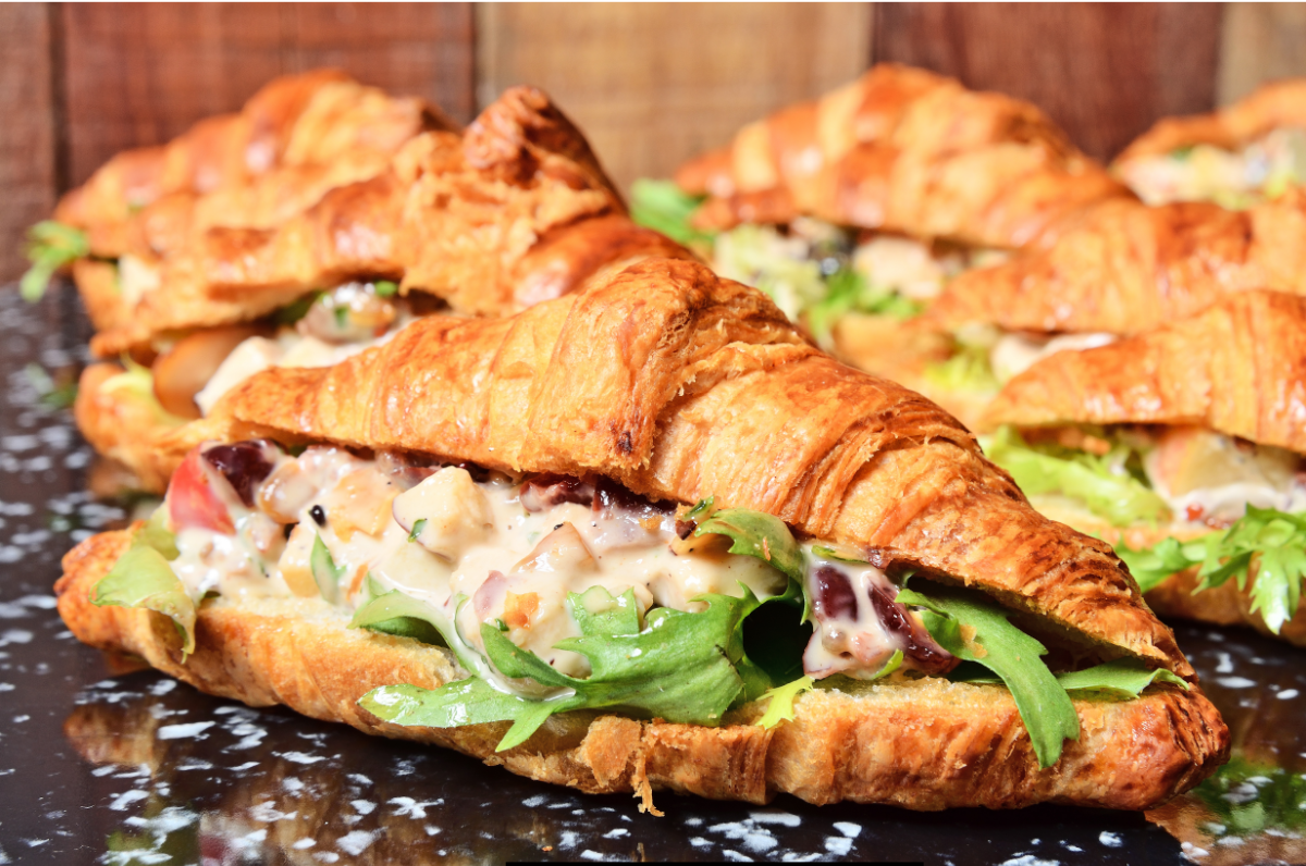 Fun easy lunch ideas: Croissant sandwich