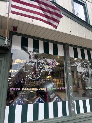 Naper-nuts-featured