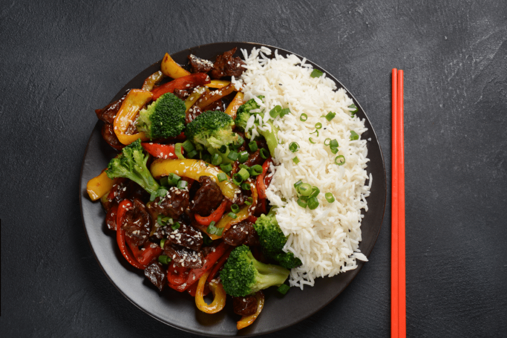 Beef stir fry with rice