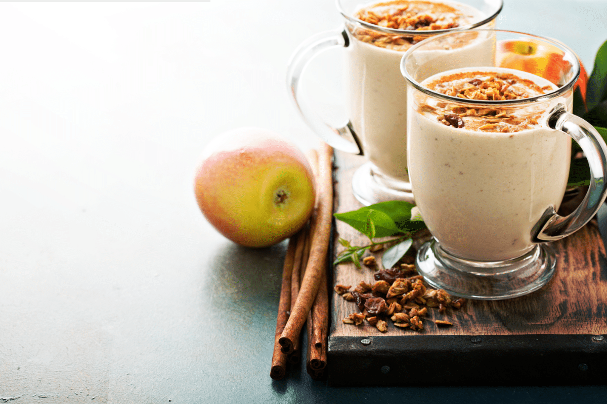 Incredible tea recipes: Sweet Apple Cinnamon Herbal Shake