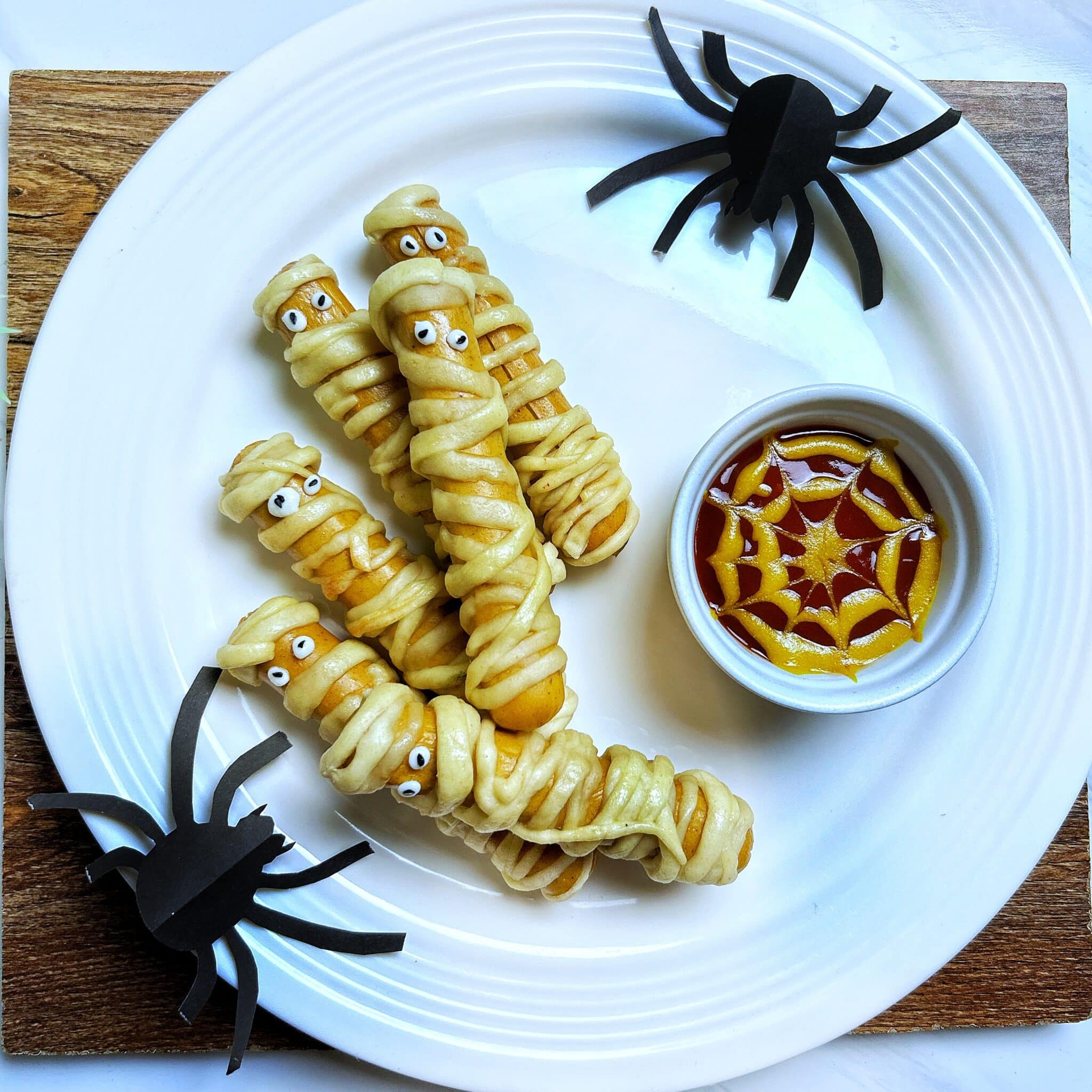 hot dog mummies